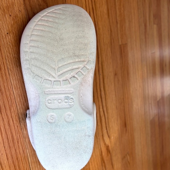 White Crocs - Picture 8 of 16